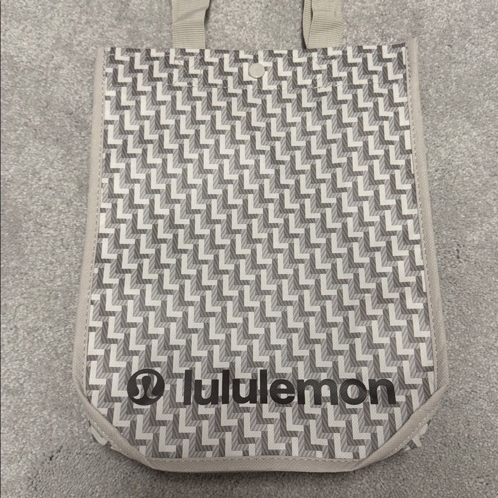 NEW Lululemon Reusable Tote Gray